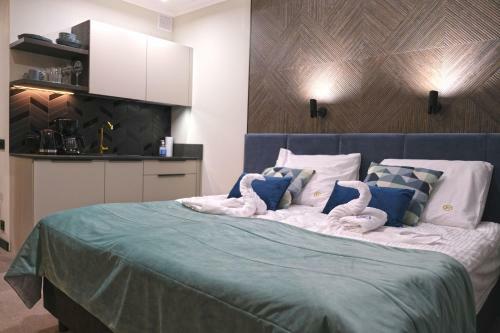 Blue Horizon Apartments