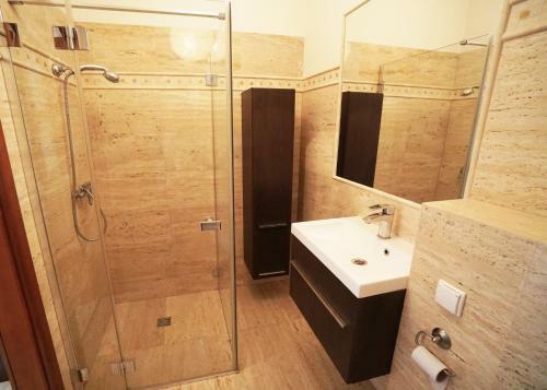 Apartament Fioletowy
