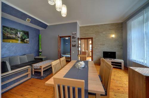 Apart-invest Apartament B?aszko