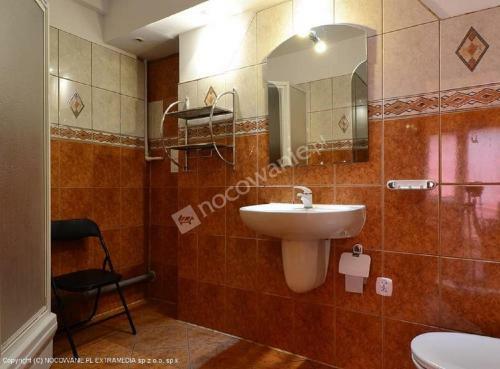 Domino - Pokoje I Apartamenty