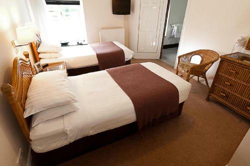 Port Dinorwic Hotel And Apartments
