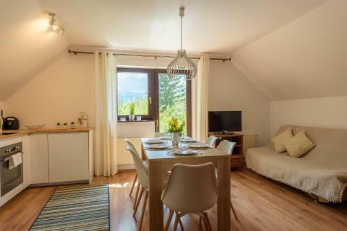 Apartament Bia?y Domek - 5d Apartamenty