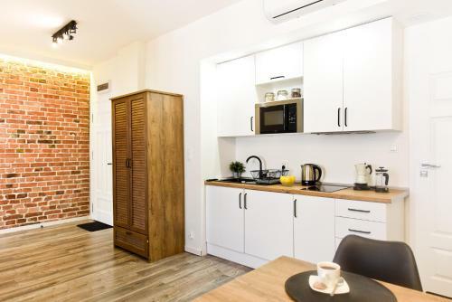 Metropolis Apartment