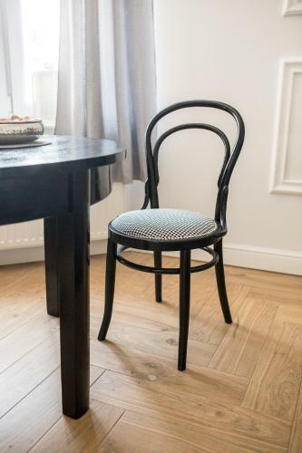 Ester Apartment
