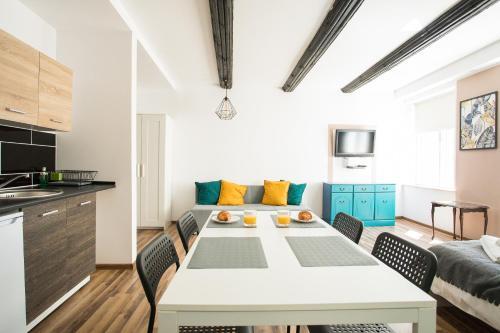 Apartamento Old Town Studio (b)