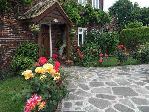 Bed & Breakfast Clay Farm Guest House