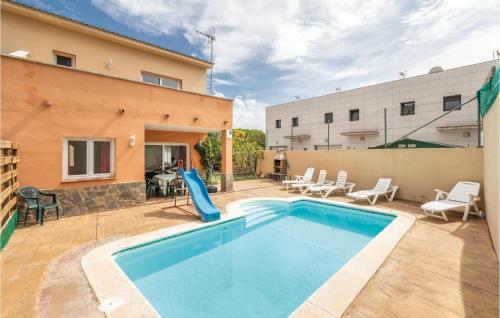 Two-bedroom Holiday Home In Vidreres