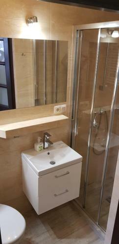 Bed & Breakfast Gosciniec Pod Brzegiem