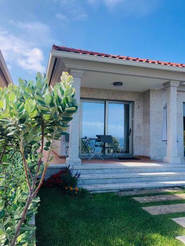 Casa Con Jard�n Al Lado de Playa H�o