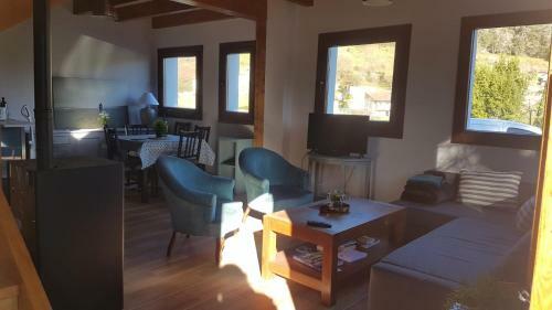 Casita Junto Al R�o Deva