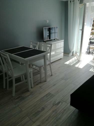 Apartamenty I Pokoje Biala Hortensja