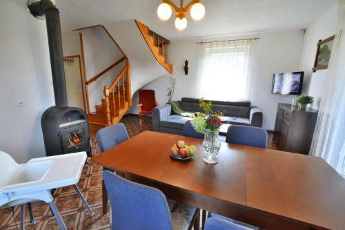 Holiday Home, Wicie