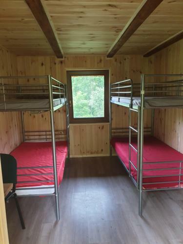 Albergue Bac�wka Pttk Jaworzec