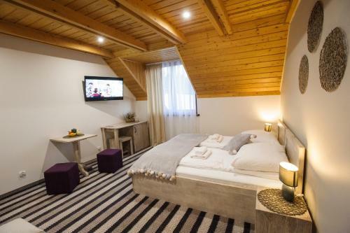 Bed & Breakfast Smerek 2