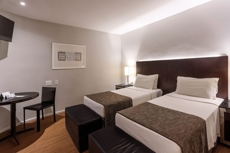 Orla Copacabana Hotel