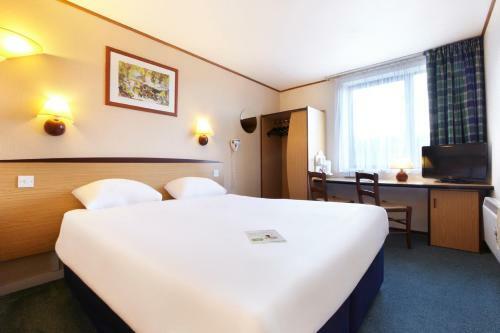 Campanile Hotel - Washington