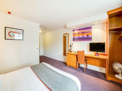 Oyo Lakeside Haydock Hotel, St Helens