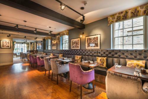 The Golden Lion Hotel