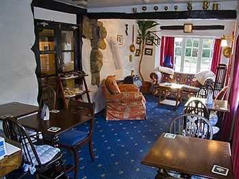 Gwesty Minffordd Hotel