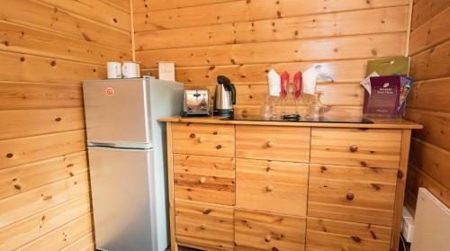 Hostal Cypress Log Cabins B&B