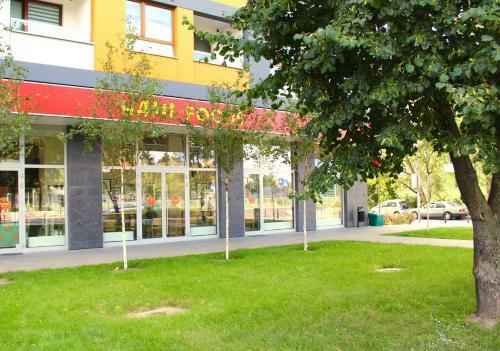 Apartamenty Metro S?odowiec, ?eromskiego 1