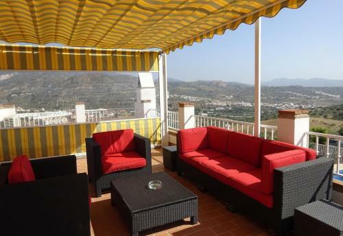 Villa Rosana Lake Vinuela