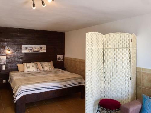 Casira, Ruime Villa & 2 Studio's - 8 Personen