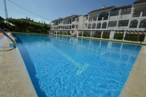 Apartamento Con Terraza Privada Y Piscinas