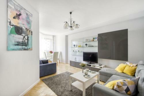 Gama Great Location&spacious120m Apartment: 2-10 People