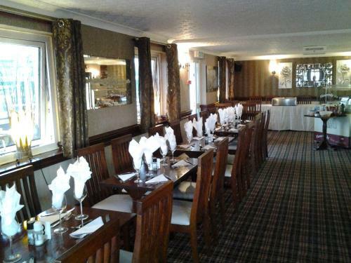 Boathouse Hotel