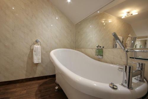 Cliftonville Hotel