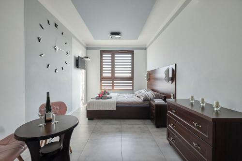 Lux Apartment Center
