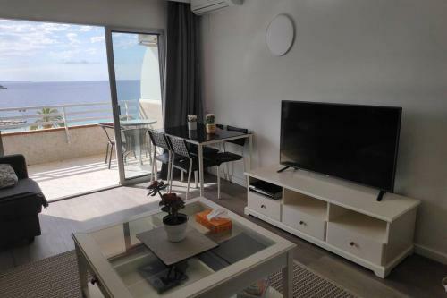 Modern Penthouse Beach Front Apartment