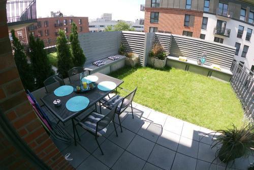 Luxury Apartment With Large Terrace