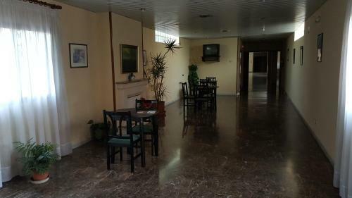 Hotel Reina Isabel