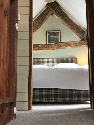Bwythynod Helmau Cottages