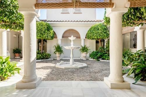 Bed & Breakfast Villa Safira, Sotogrande, Spain - Adults Only