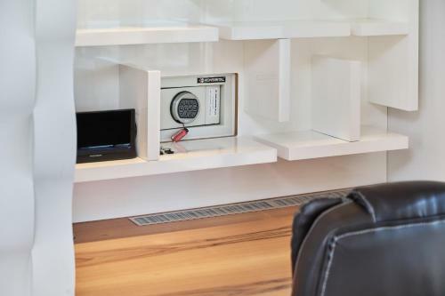 Luxurious Apartments Walonska By Renters