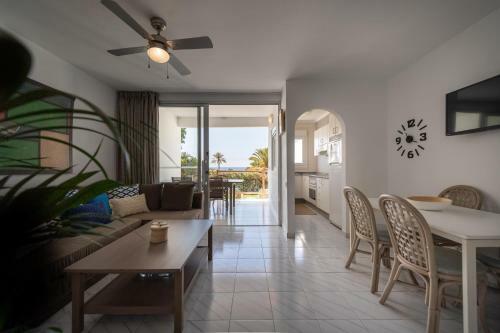 Apartamento First Line San Agustin