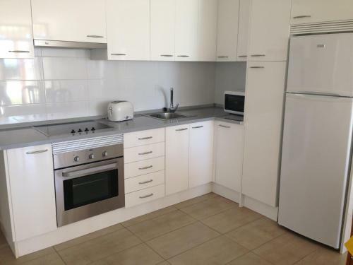 Beach Front Apartment Los Papagayos