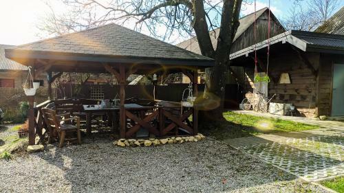 Agroturismo Roztocza?ski Dworek
