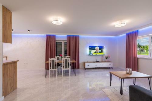 Apartamenty House
