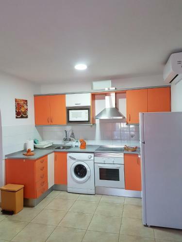 Amazing Seaview 2 Bedroom Apartment