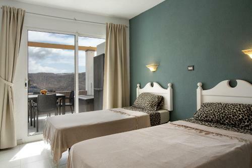 Sea View Apartment En Mog�n