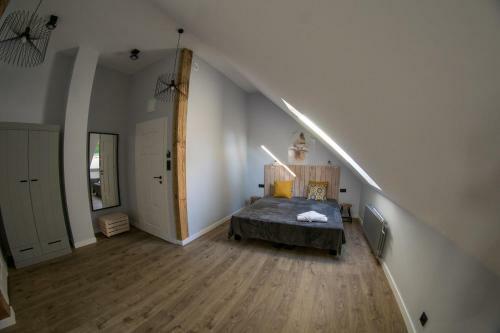 Apartamento Pa?ac I Folwark Brze?nica