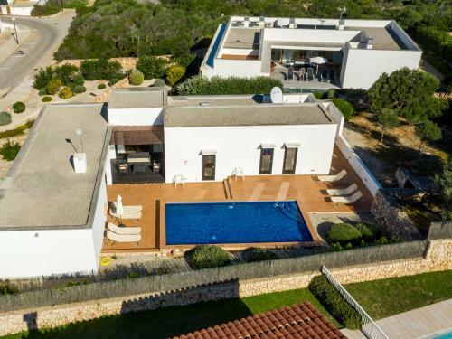 3 Bedroom Villa, Private Pool, Biniancolla, Near Punta Prima