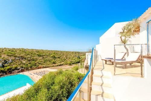 Seafront Villa Bellavista With Heated Pool