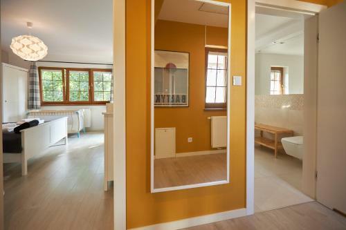 Seayou Yellow House