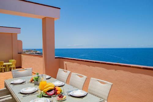 Apartamento Oceanview Penthouse With Jacuzzi