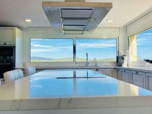 Villa In Platja D Aro, Sea & Mountain Views, Pool ,18 Guests